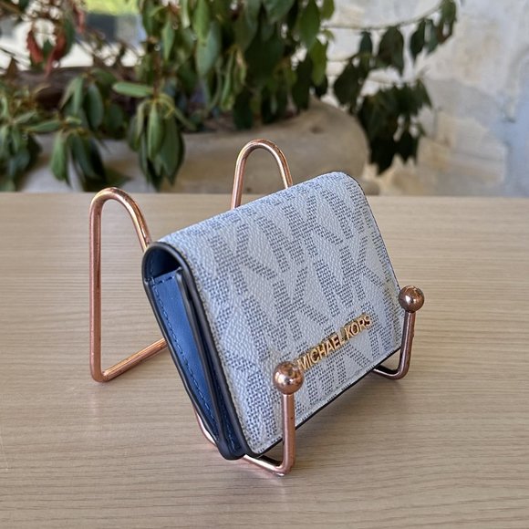 Michael Kors Ciara MD Messenger/ Large Wallet MK Signature Soft Sky 3 Piece Set - Picture 16 of 16